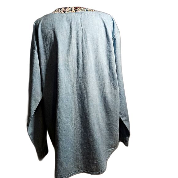 NWT Casey & Max Button Up Denim Shirt w Floral Trim Cotton Sz L - Picture 3 of 7
